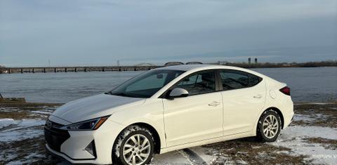 Hyundai Elantra 2020