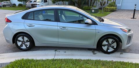 Hyundai Ioniq Hybrid 2020