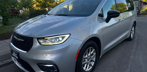Chrysler Pacifica 2024