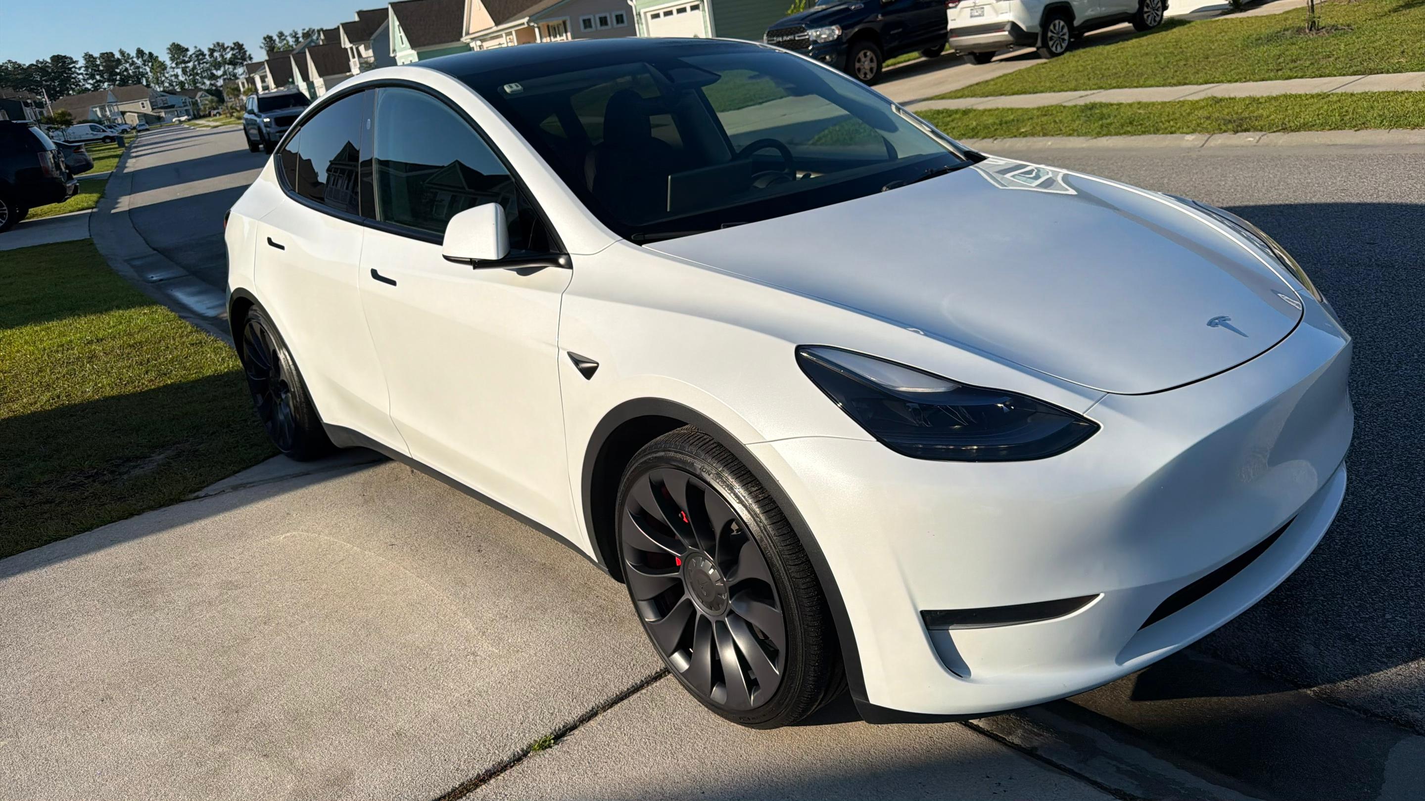 Tesla Model Y 2024 in North Charleston, SC