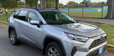 Toyota RAV4 Hybrid 2025