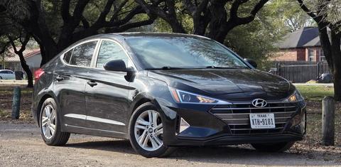 Hyundai Elantra 2020