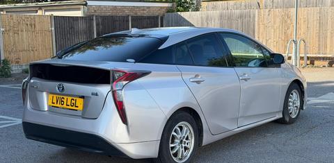 Toyota Prius 2016