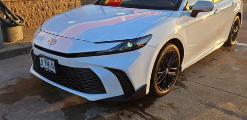 Toyota Camry Hybrid 2025