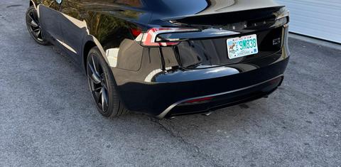 Tesla Model 3 2025