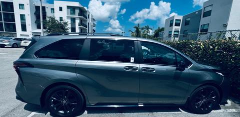 Toyota Sienna 2026