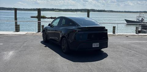 Tesla Model Y 2026