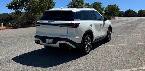 INFINITI QX60 2025