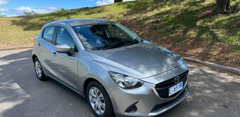 Mazda MAZDA2 2015