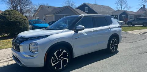 Mitsubishi Outlander Plug-In Hybrid 2024