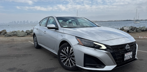 Nissan Altima 2023
