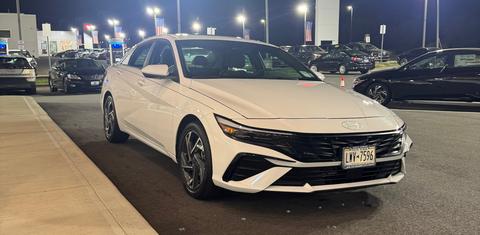 Hyundai Elantra 2024