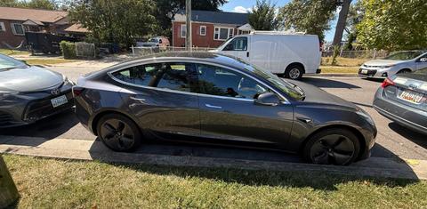 Tesla Model 3 2020