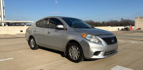 Nissan Versa 2012