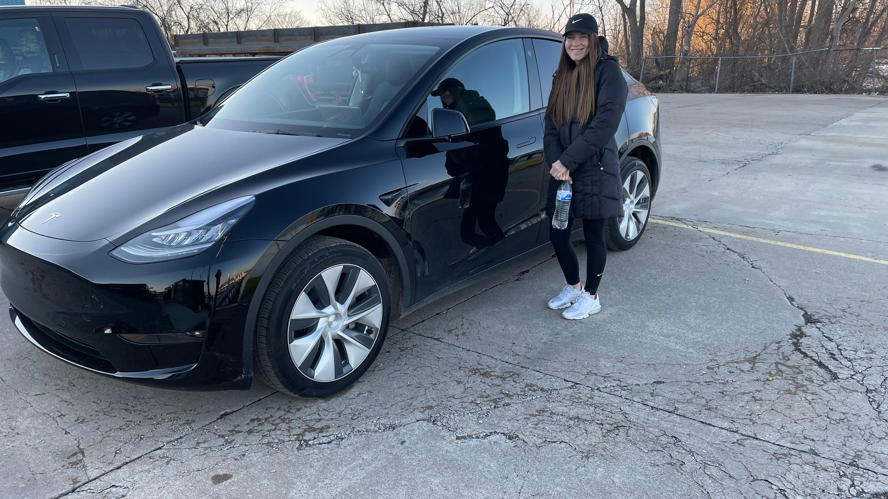 Tesla Model Y 2022 in Oak Park, MI