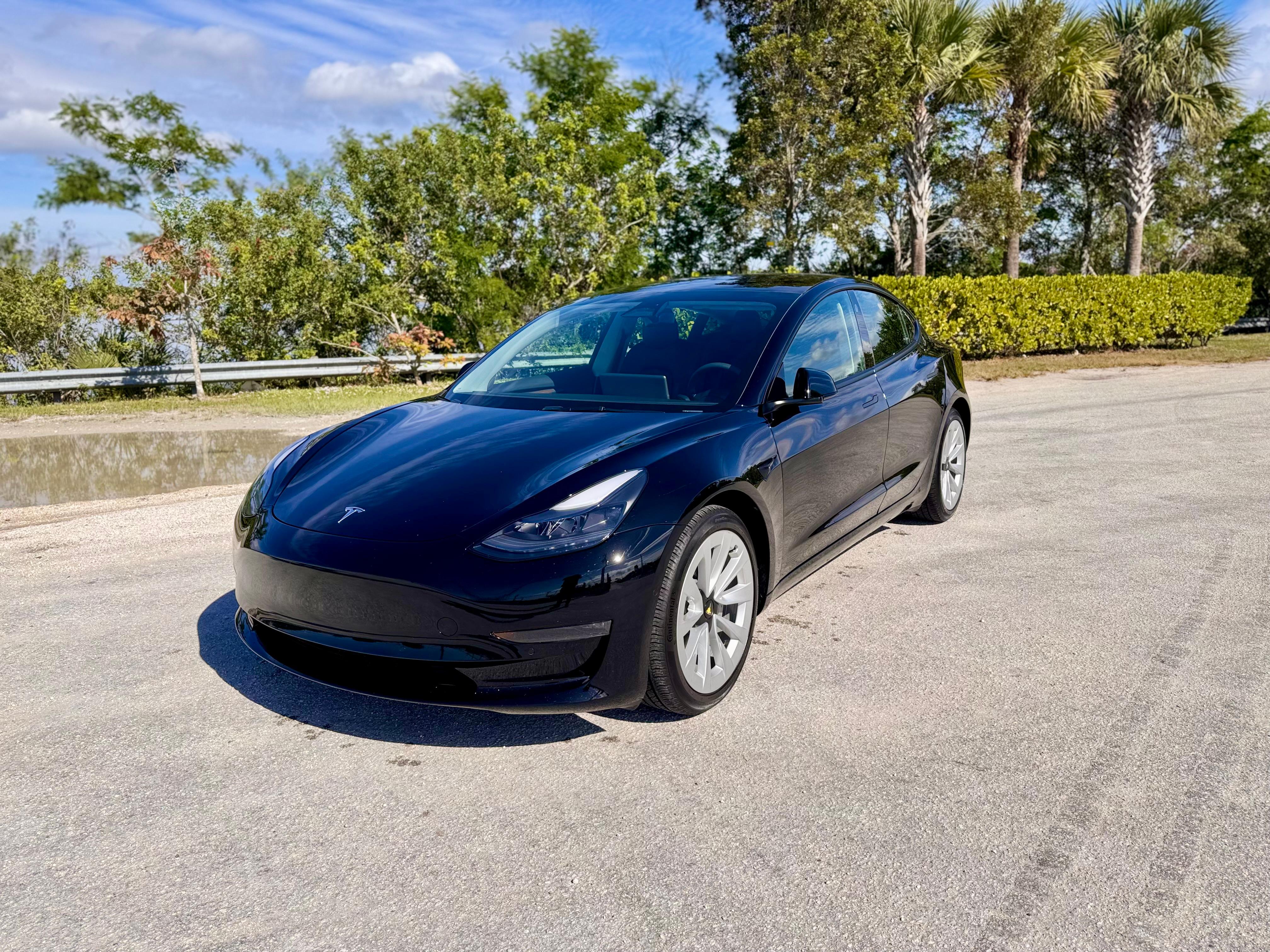 Tesla Model 3 2021 in 