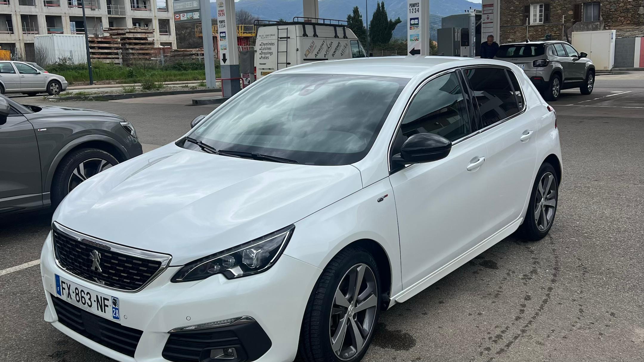 Peugeot 308 2021 à Bastia