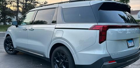 Kia Carnival 2025