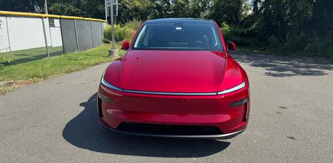 Tesla Model Y 2026