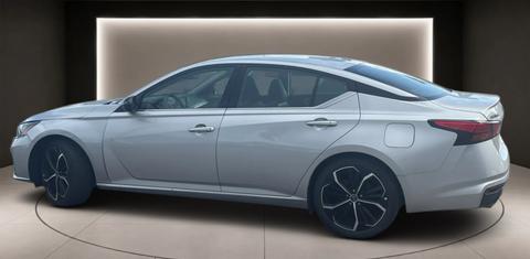 Nissan Altima 2024