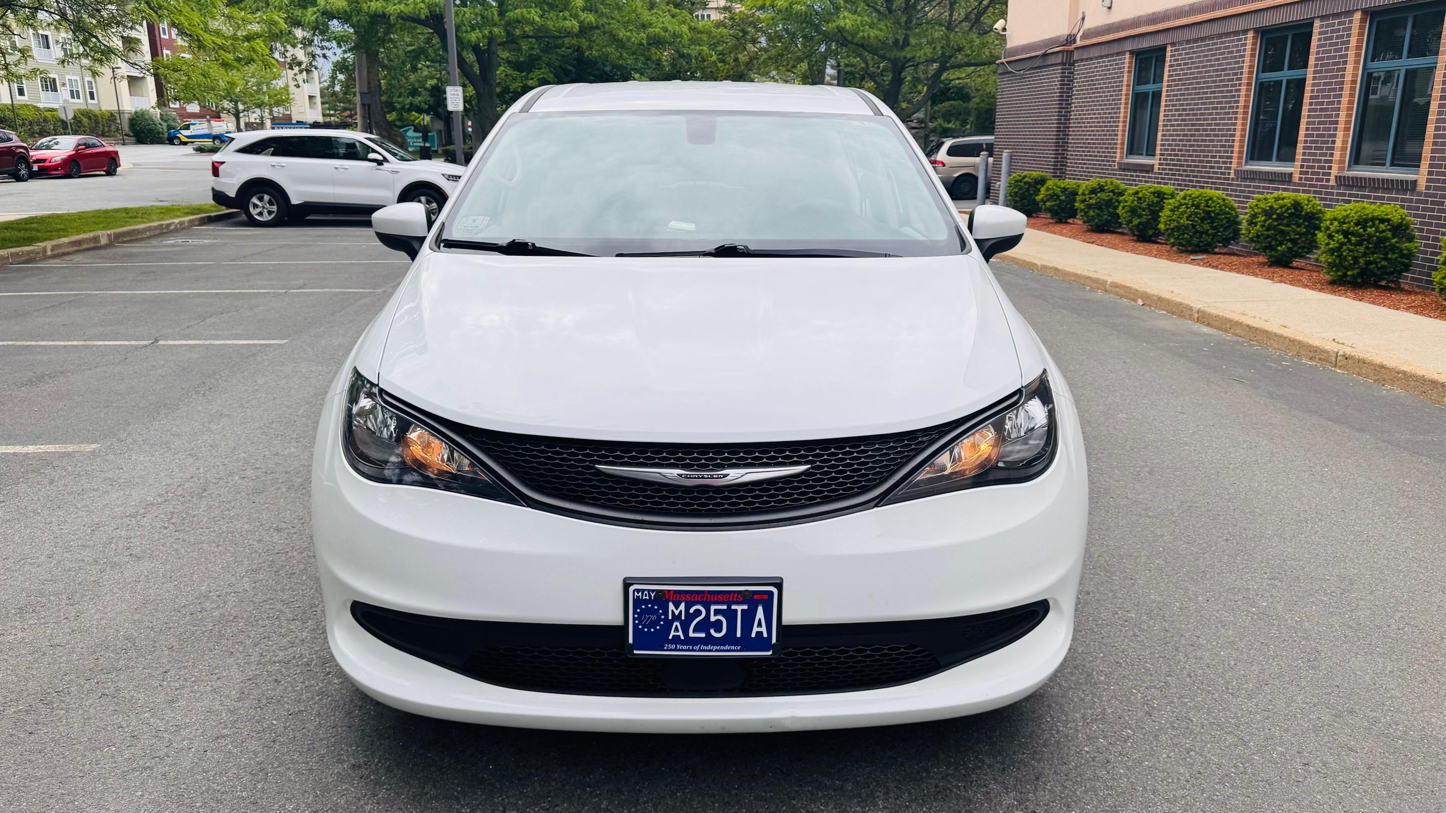Chrysler Voyager 2022 in Revere, MA