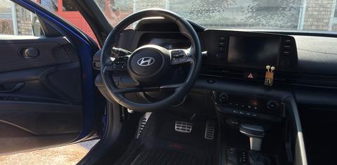 Hyundai Elantra 2025