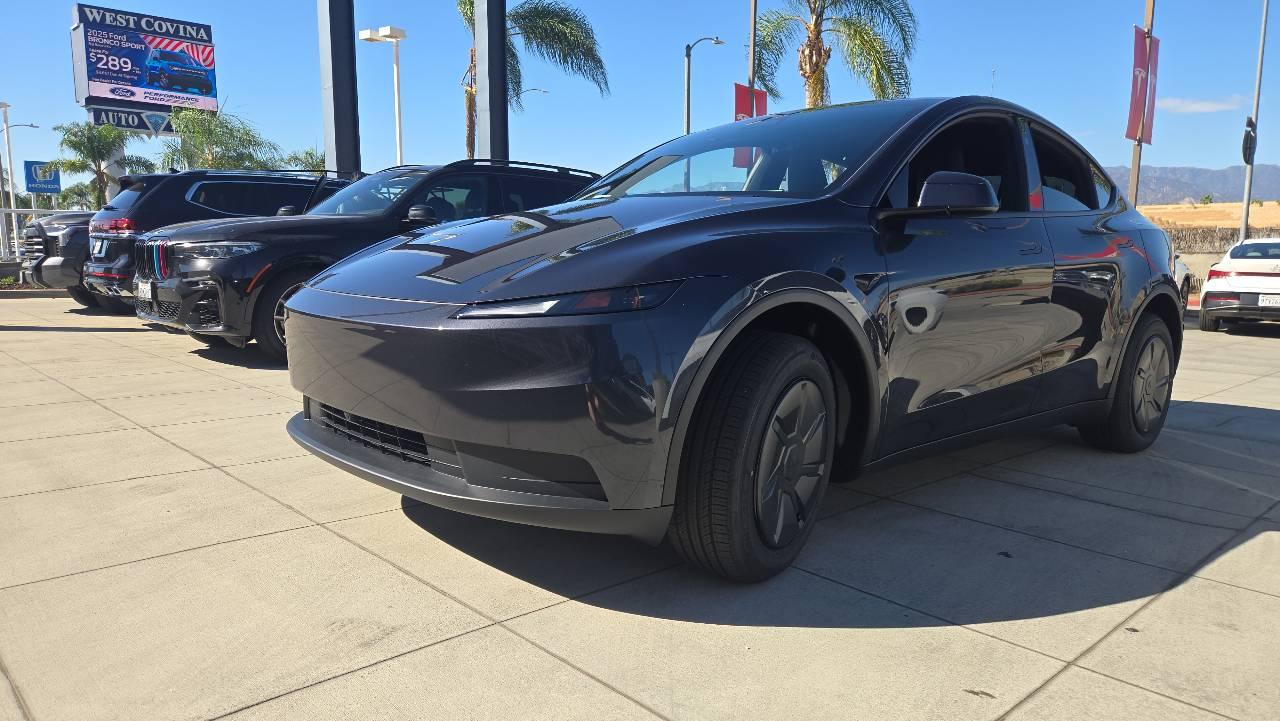 Tesla Model Y 2027 in Chino, CA