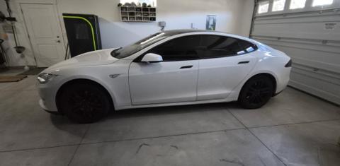 Tesla Model S 2014