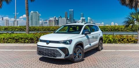 Volkswagen Taos 2025