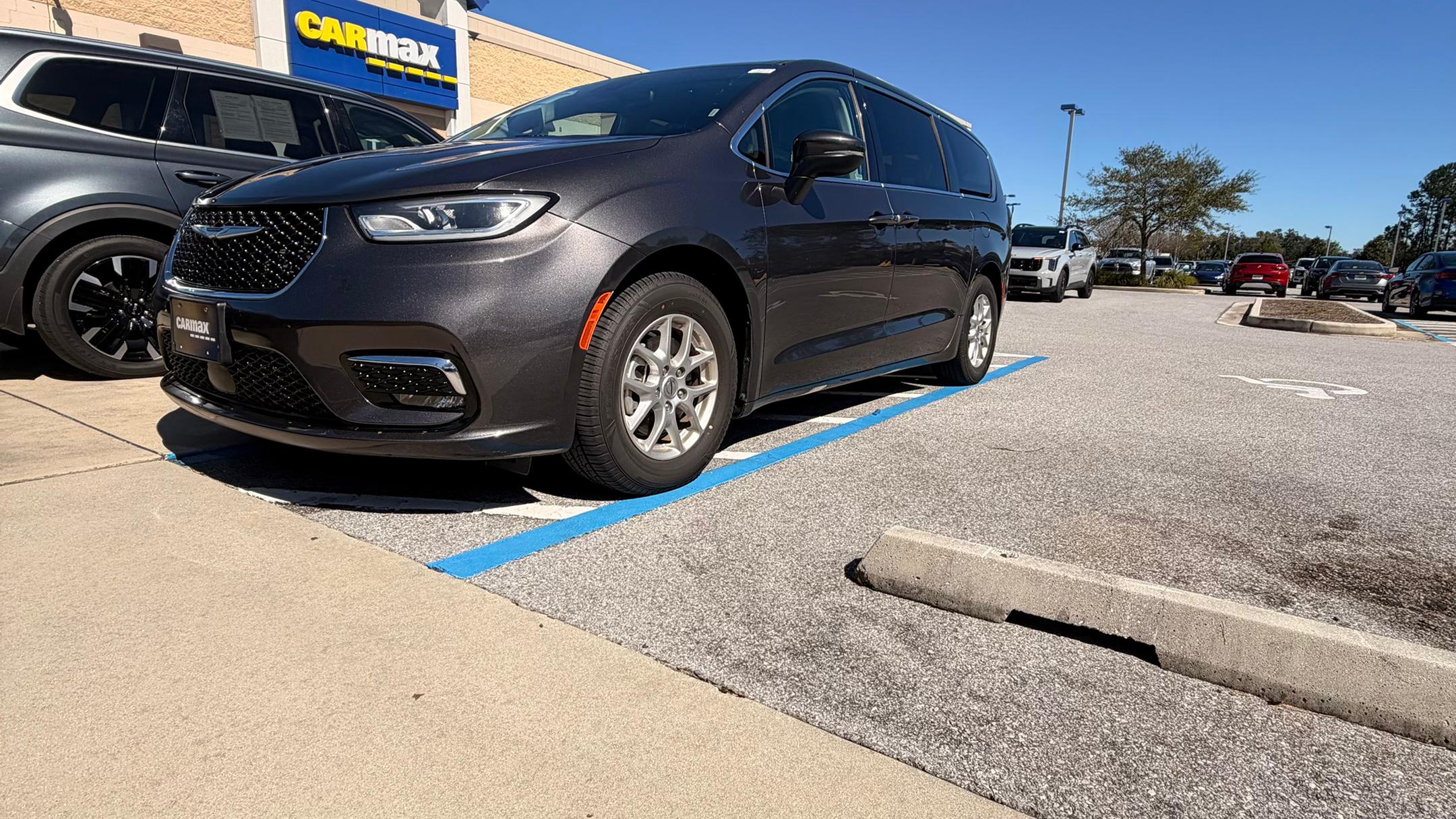 Chrysler Pacifica 2023 in Mobile, AL