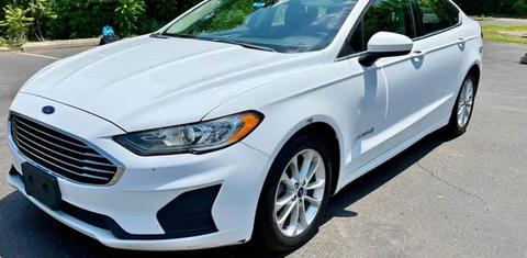 Ford Fusion Hybrid 2019