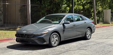 Hyundai Elantra 2026
