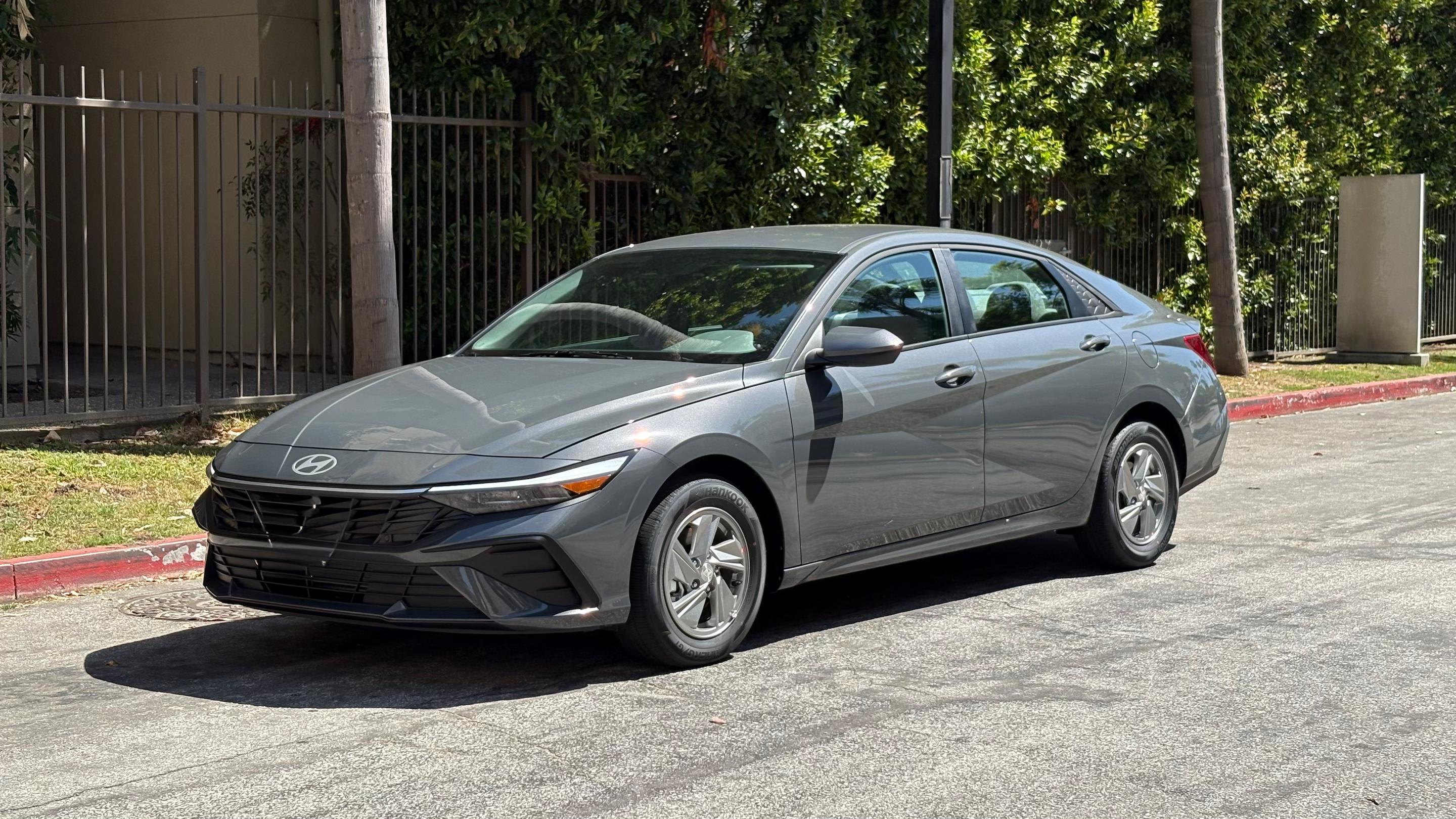 Hyundai Elantra 2026 in 