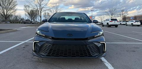 Toyota Camry Hybrid 2026