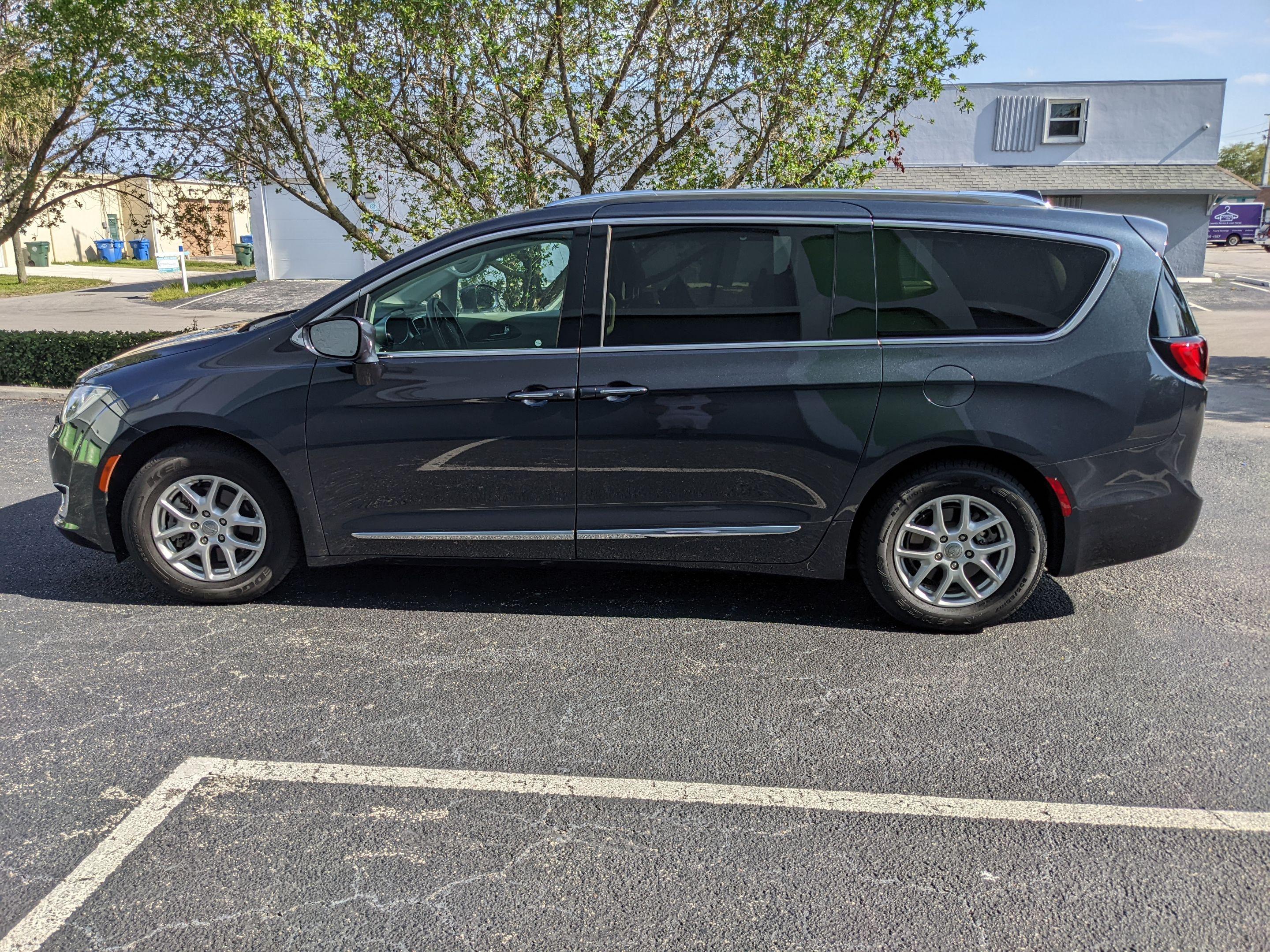 Chrysler Pacifica 2020 in Fort Lauderdale, FL