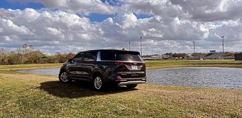 Kia Carnival 2023