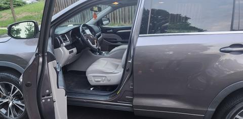 Toyota Highlander 2016