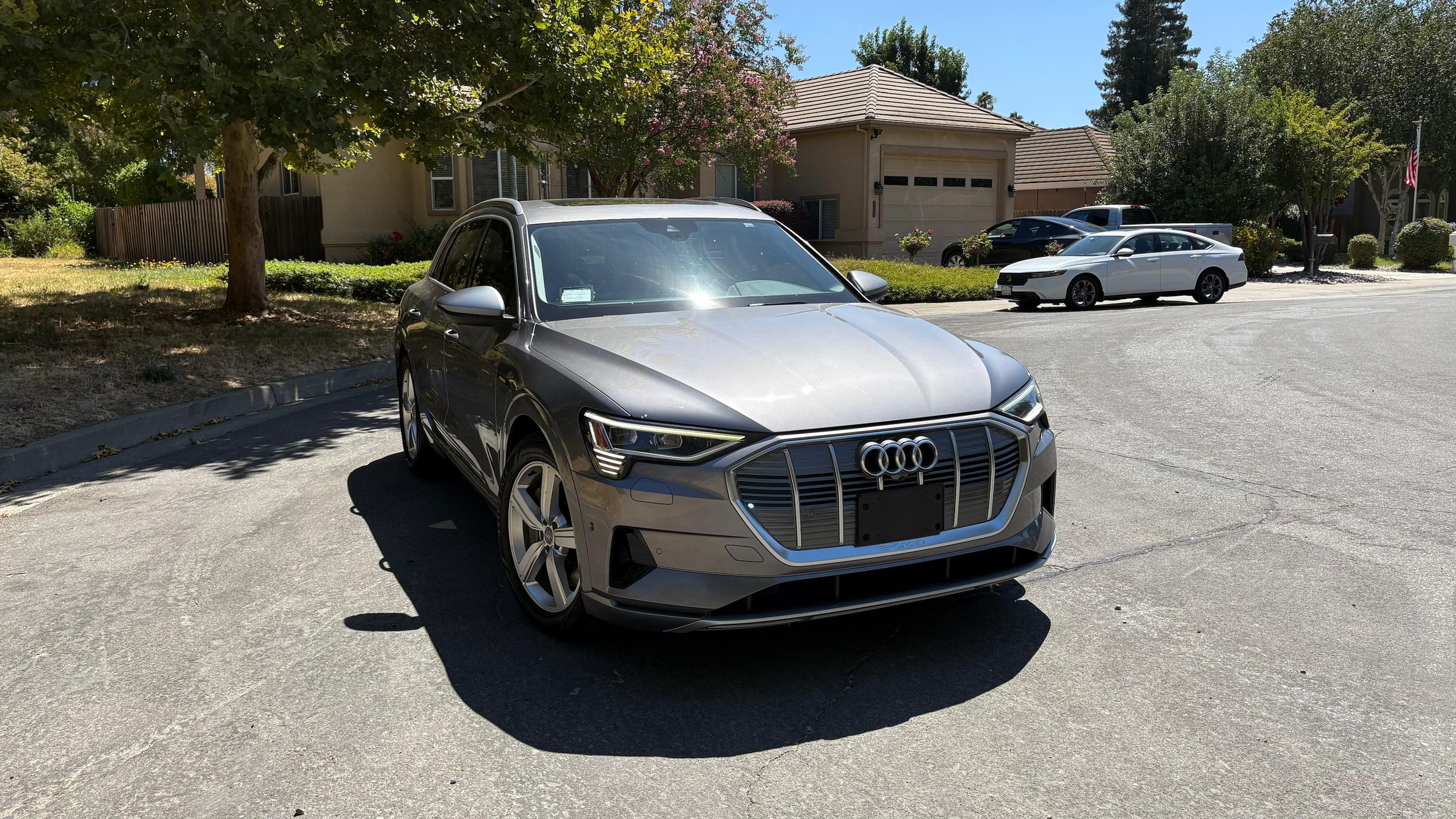 Audi e-tron 2019 in Sacramento, CA