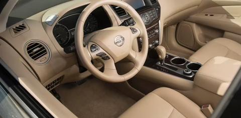 Nissan Pathfinder 2014