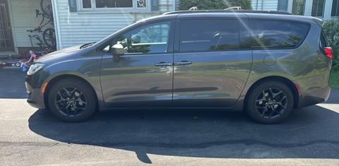 Chrysler Pacifica 2018