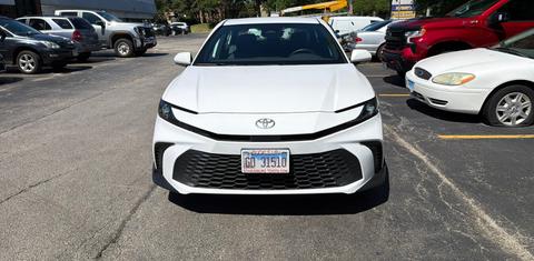 Toyota Camry Hybrid 2026