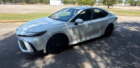 Toyota Camry Hybrid 2025