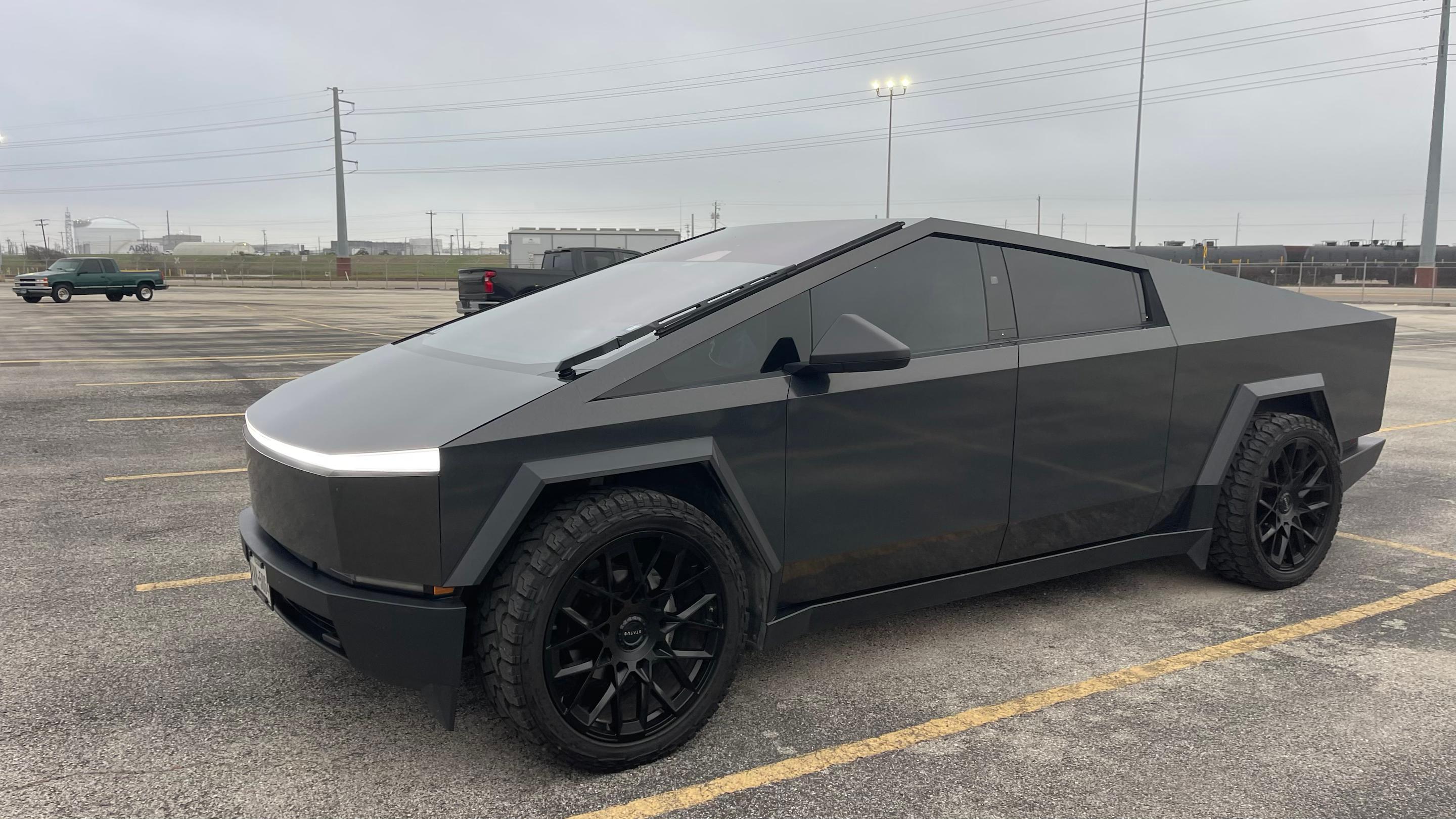 Tesla Cybertruck 2024 in League City, TX