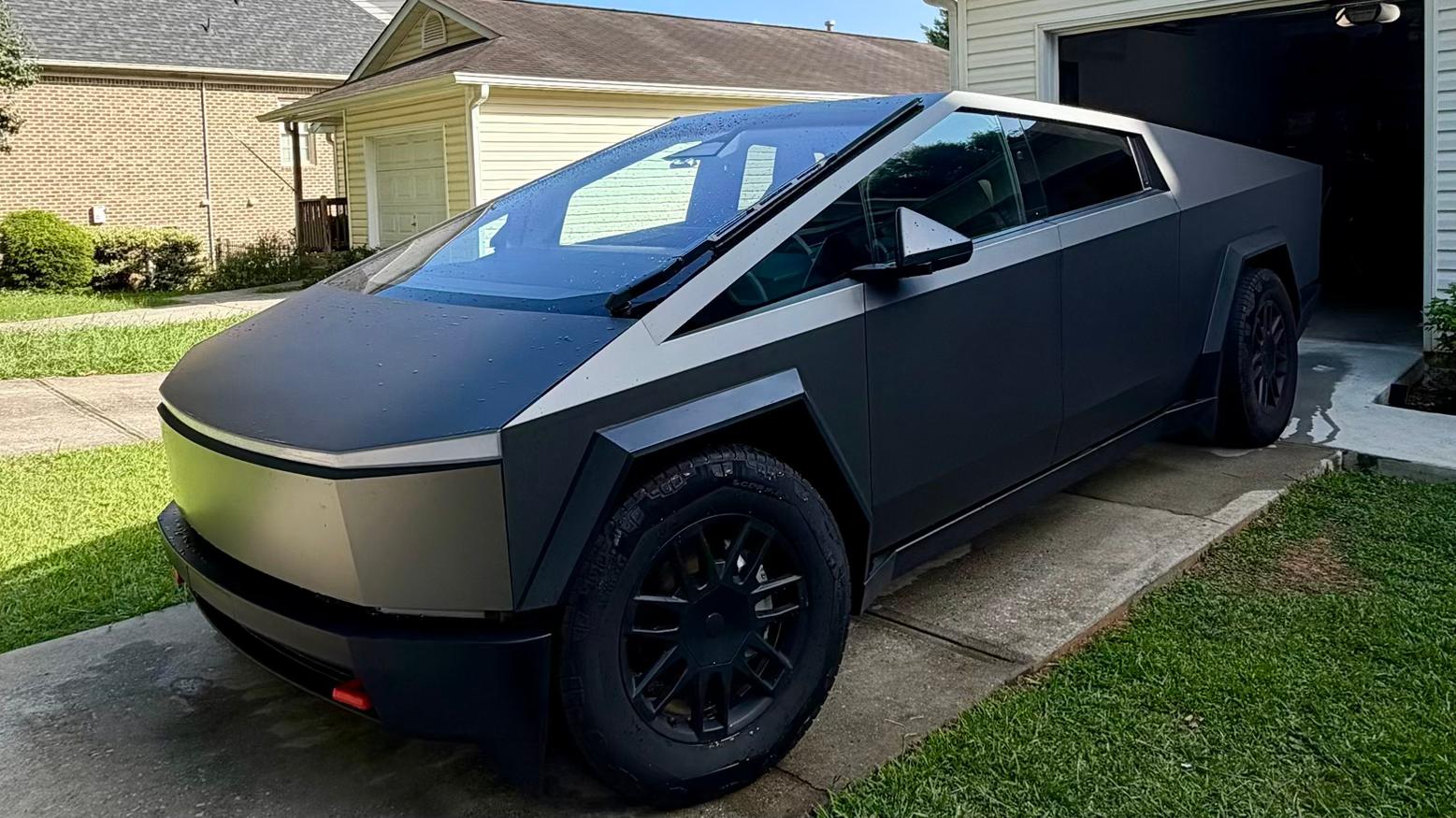Tesla Cybertruck 2025 in Atlanta, GA