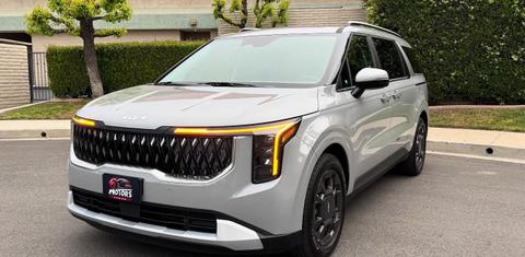 Kia Carnival Hybrid 2025