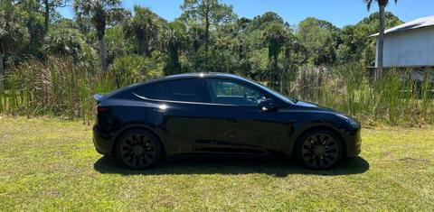 Tesla Model Y 2022