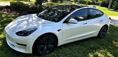 Tesla Model 3 2023