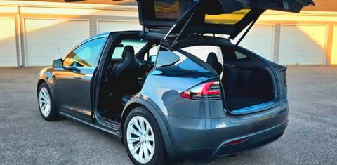 Tesla Model X 2017