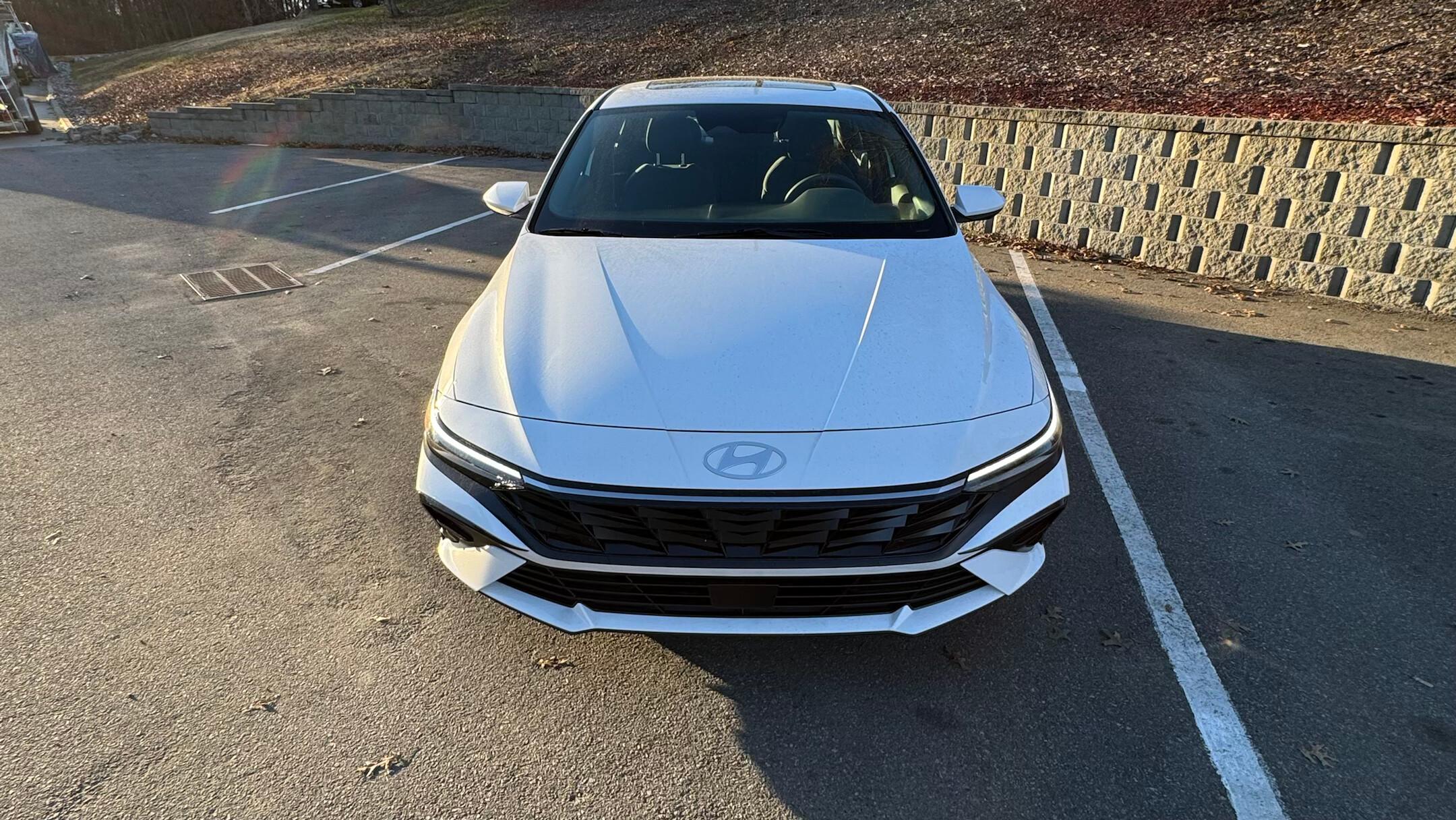 Hyundai Elantra 2024 in 