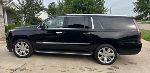 Cadillac Escalade ESV 2016